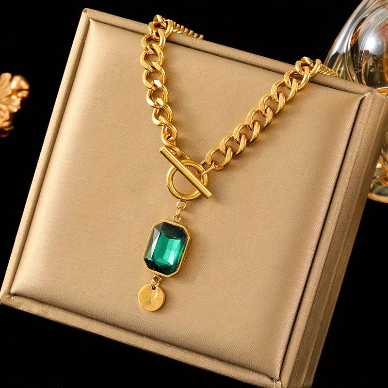 Toggle Chain Pendant Necklace | Amelia Bellrose Jewellery