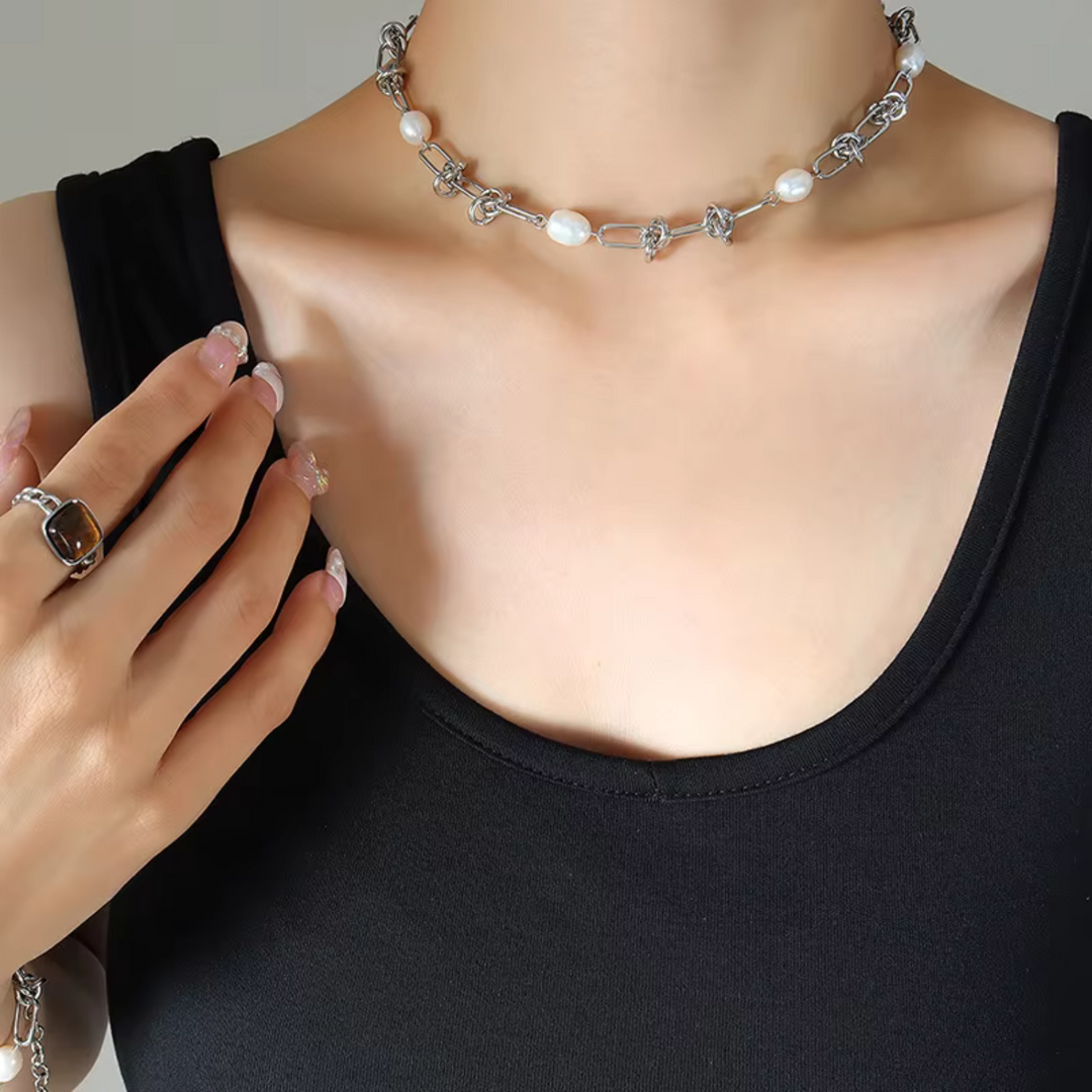 Pearl Link Chain Choker Gold | Amelia Bellrose Jewellery
