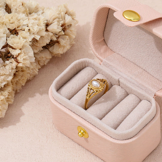 Vintage Oval Pearl Ring Gold | Amelia Bellrose Jewellery