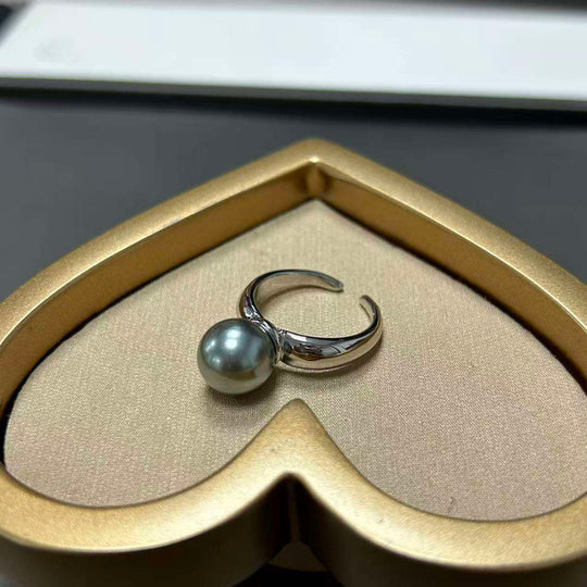 Bold Pearl Open Ring Gold | Amelia Bellrose Jewellery