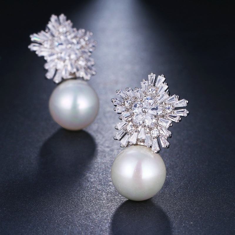 Crystal Snowflake Pearl Stud Earrings | Amelia Bellrose Jewellery
