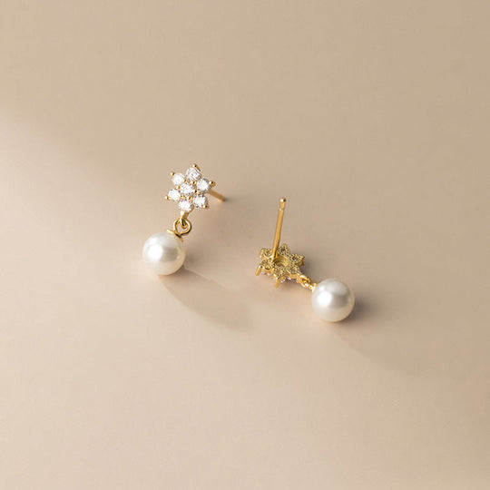 Floral Crystal Pearl Stud Earrings Gold | Amelia Bellrose Jewellery
