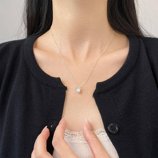 Pearl Bow Necklace Gold & Silver | Amelia Bellrose Jewellery