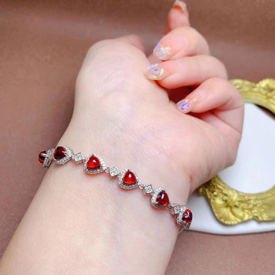Heart Red Crystal Link Necklace Silver | Amelia Bellrose Jewellery