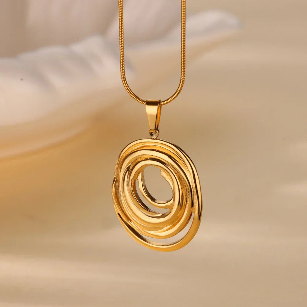 Gold Abstract Circle Pendant Necklace | Amelia Bellrose Jewellery