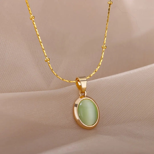 Green Oval Stone Pendant Necklace | Amelia Bellrose Jewellery