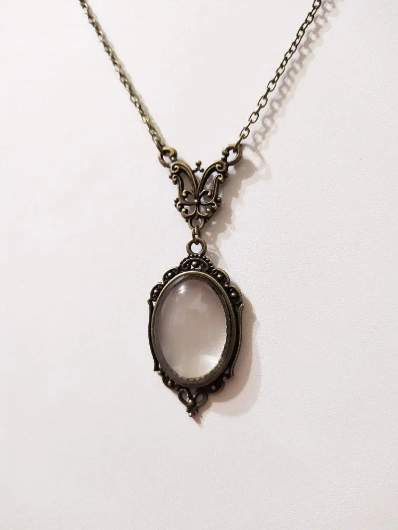 Vintage Style Oval Frame Pendant Necklace | Amelia Bellrose Jewellery