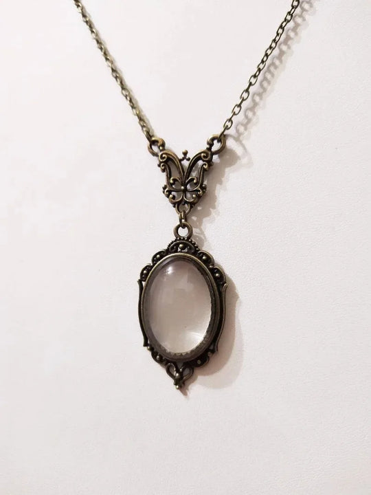 Vintage Style Oval Frame Pendant Necklace | Amelia Bellrose Jewellery