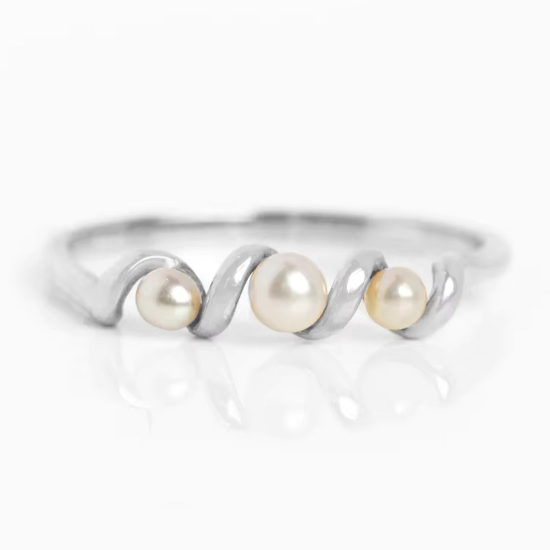Pearl Wave Ring Gold | Amelia Bellrose Jewellery