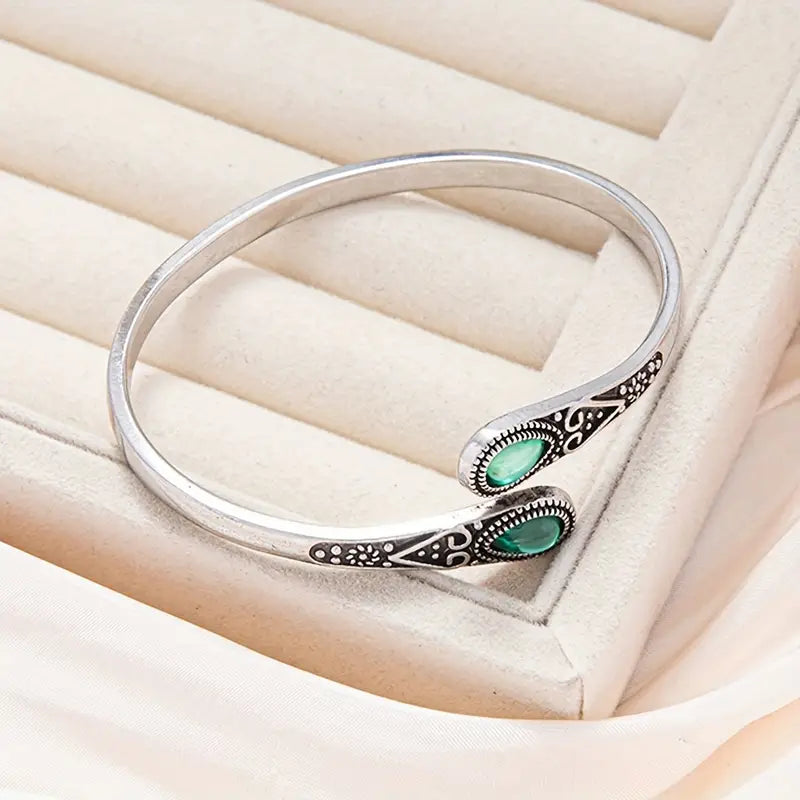 Vintage Open Silver Bangle | Amelia Bellrose Jewellery