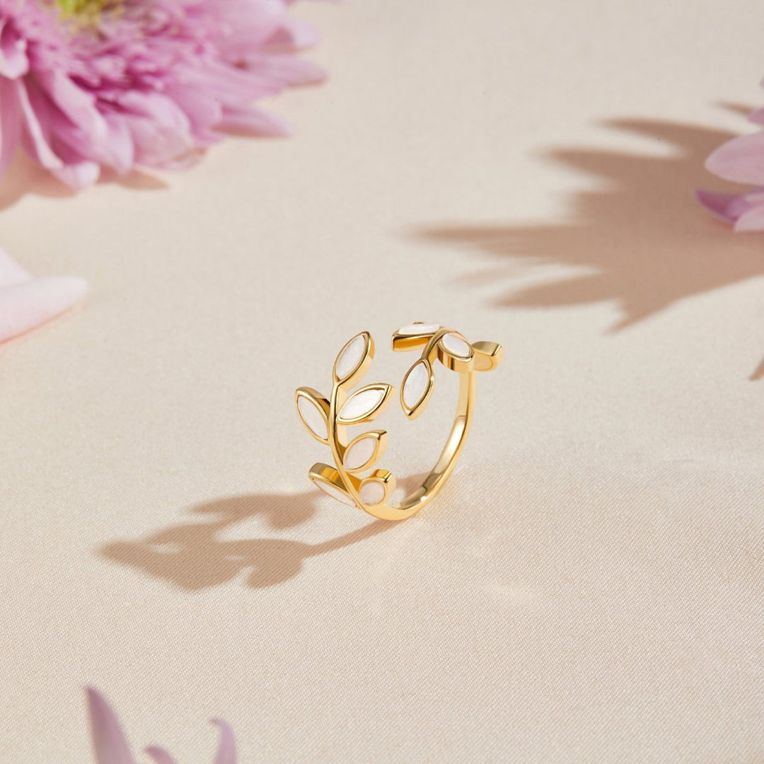 Mother-of-Pearl Leaf Gold Ring | Amelia Bellrose Jewellery