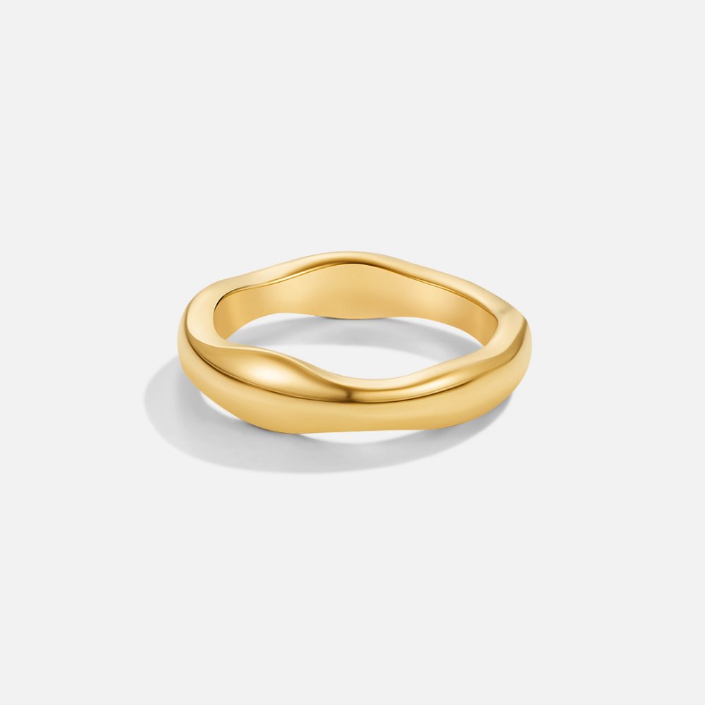 Sculpted Wave Gold Ring set | Amelia Bellrose Jewellery