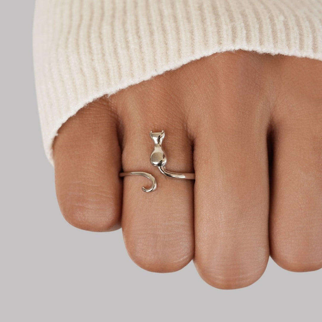 Minimalist Cat Silhouette Silver Ring | Amelia Bellrose Jewellery