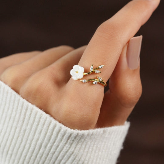 Floral Crystal Gold Ring | Amelia Bellrose Jewellery