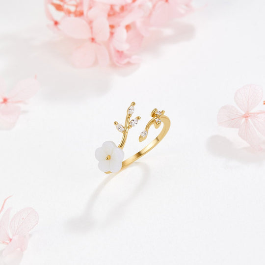 Floral Crystal Gold Ring | Amelia Bellrose Jewellery